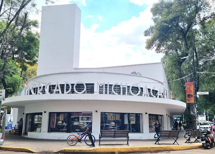 Big & Comfy, King And Queen-size Beds, And Parking Lot Mexico City